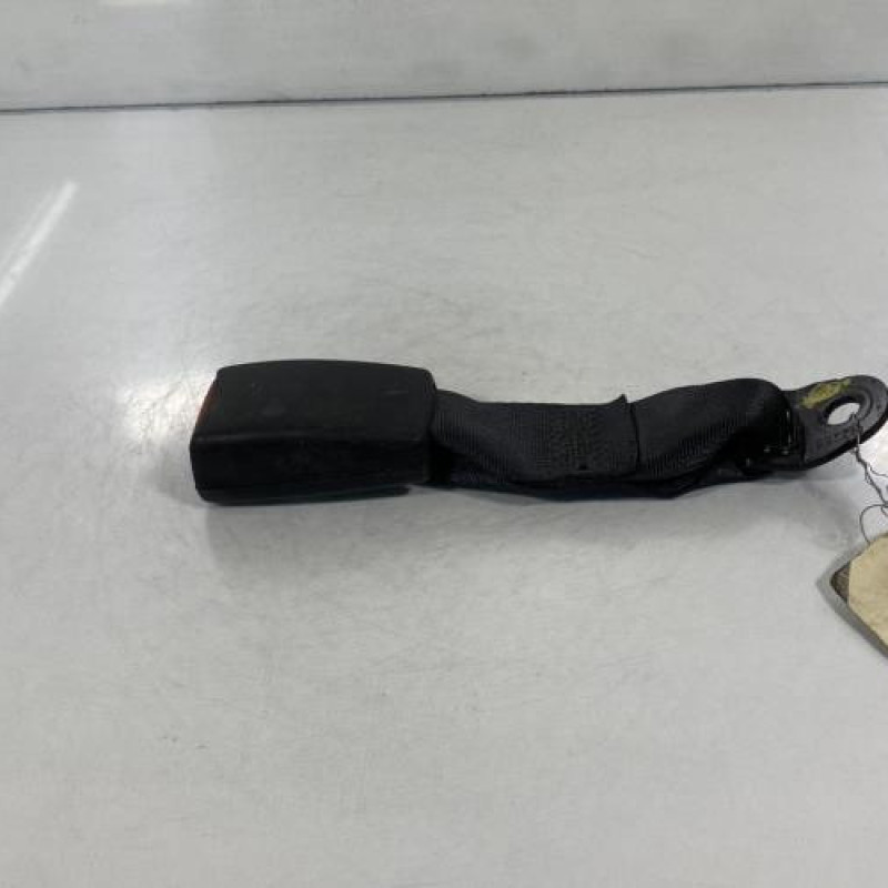 Attache ceinture arriere gauche NISSAN MICRA 4 Photo n°2