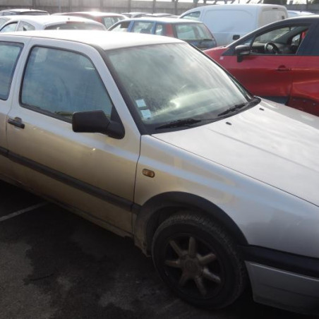 Vitre avant droit VOLKSWAGEN GOLF 3