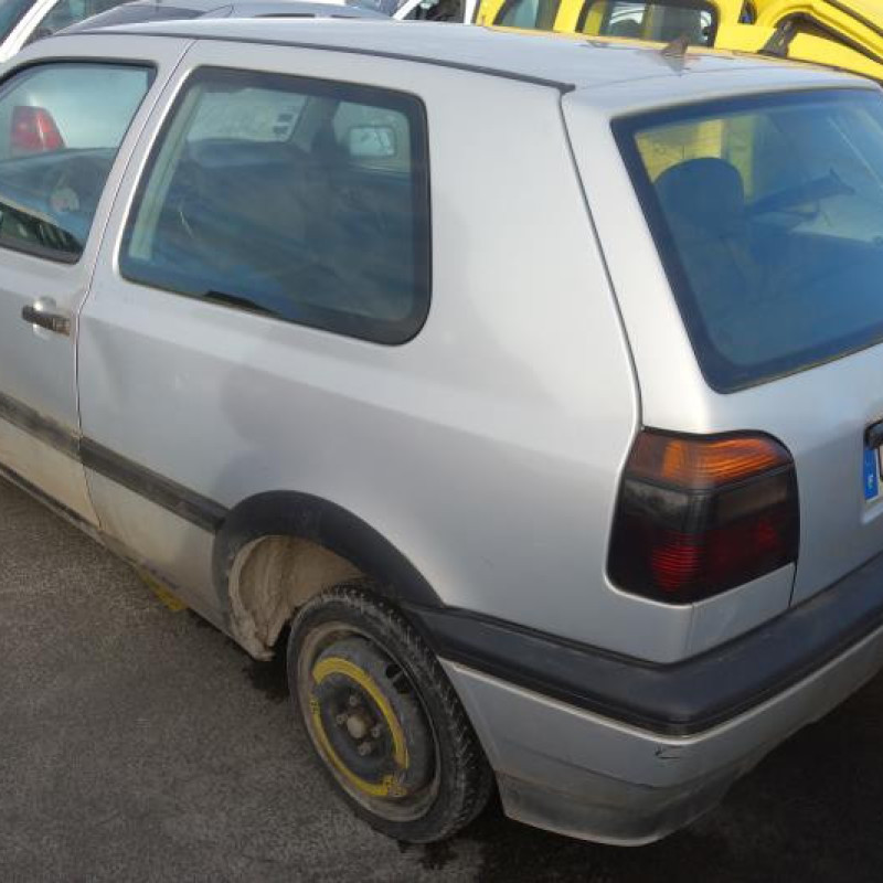 Vitre avant droit VOLKSWAGEN GOLF 3 Photo n°4