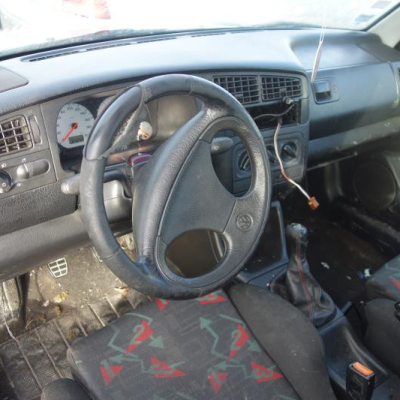 Vitre avant droit VOLKSWAGEN GOLF 3 Photo n°5