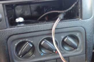 Vitre avant droit VOLKSWAGEN GOLF 3