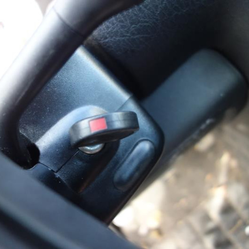 Vitre avant droit VOLKSWAGEN GOLF 3 Photo n°7