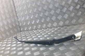 Bras essuie glace avant gauche AUDI A3 1 Photo n°1