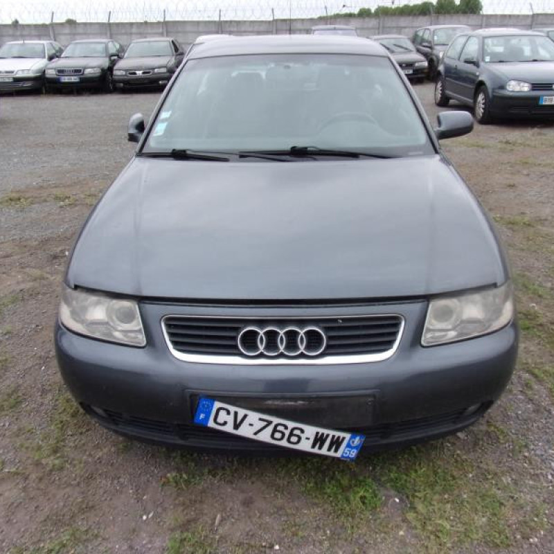 Trappe d'essence AUDI A3 1 Photo n°4