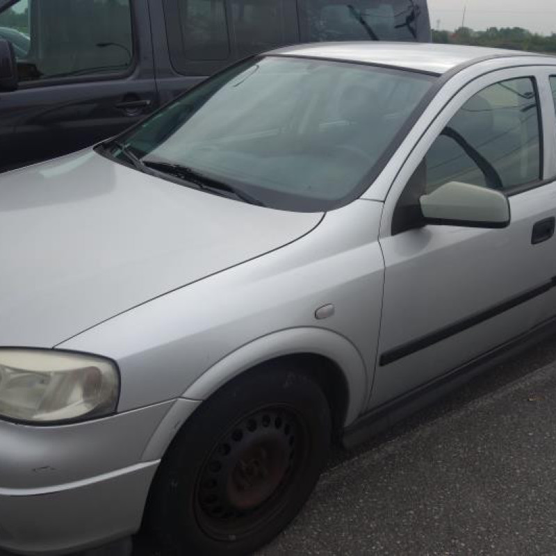 Compresseur clim OPEL ASTRA G Photo n°5