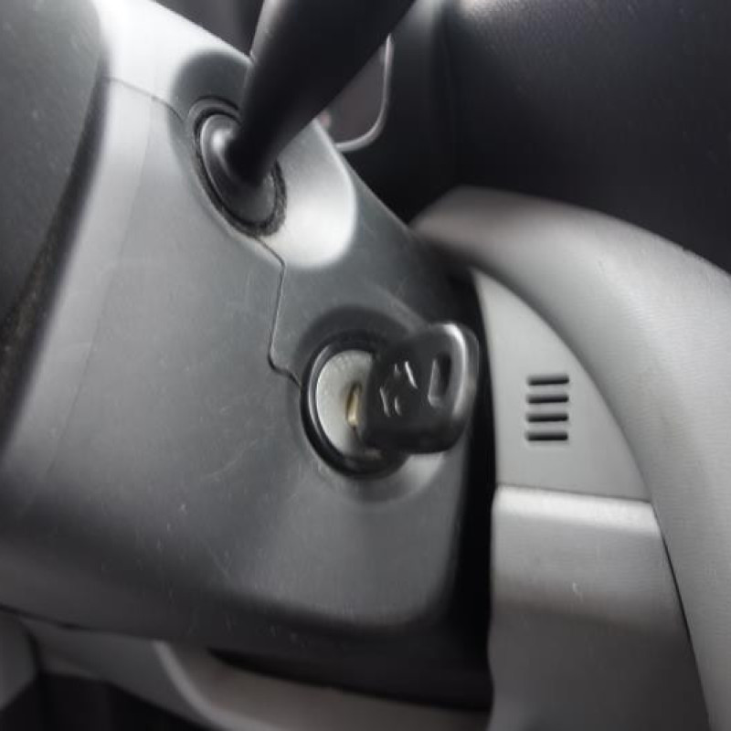 Interrupteur de leve vitre avant droit SUZUKI ALTO 3 Photo n°11