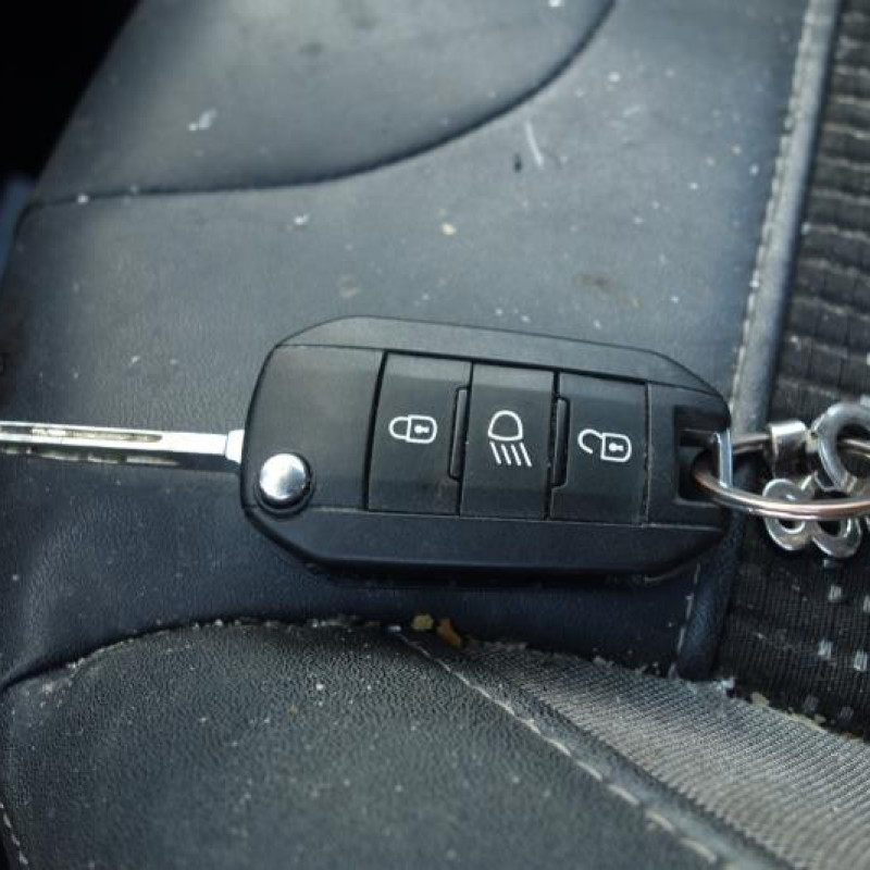 Ceinture arriere droit PEUGEOT 2008 1 Photo n°11