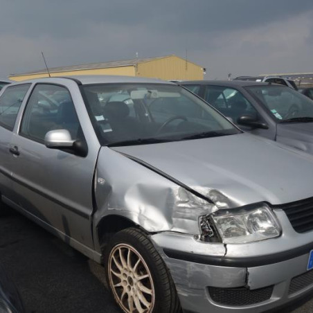 Amortisseur avant droit VOLKSWAGEN POLO 3