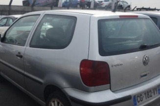 Amortisseur avant droit VOLKSWAGEN POLO 3