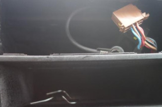 Amortisseur avant droit VOLKSWAGEN POLO 3