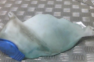 Vase de lave glace VOLKSWAGEN POLO 3 Photo n°1