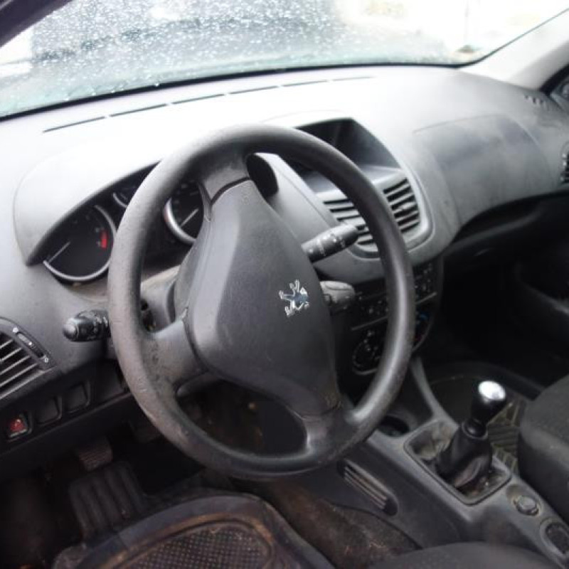 Ceinture arriere droit PEUGEOT 206+ Photo n°8