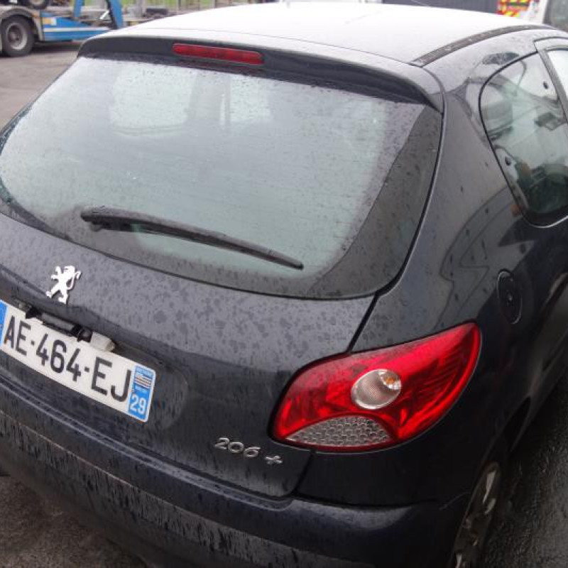 Pretensionneur de ceinture avant droit PEUGEOT 206+ Photo n°6