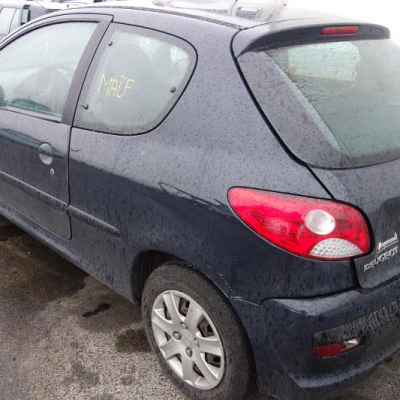 Pretensionneur de ceinture avant droit PEUGEOT 206+ Photo n°7