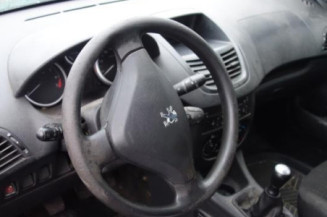 Pretensionneur de ceinture avant droit PEUGEOT 206+