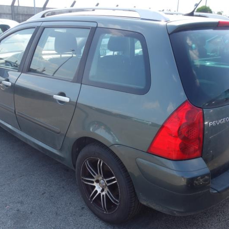 Ceinture arriere droit PEUGEOT 307 Photo n°7