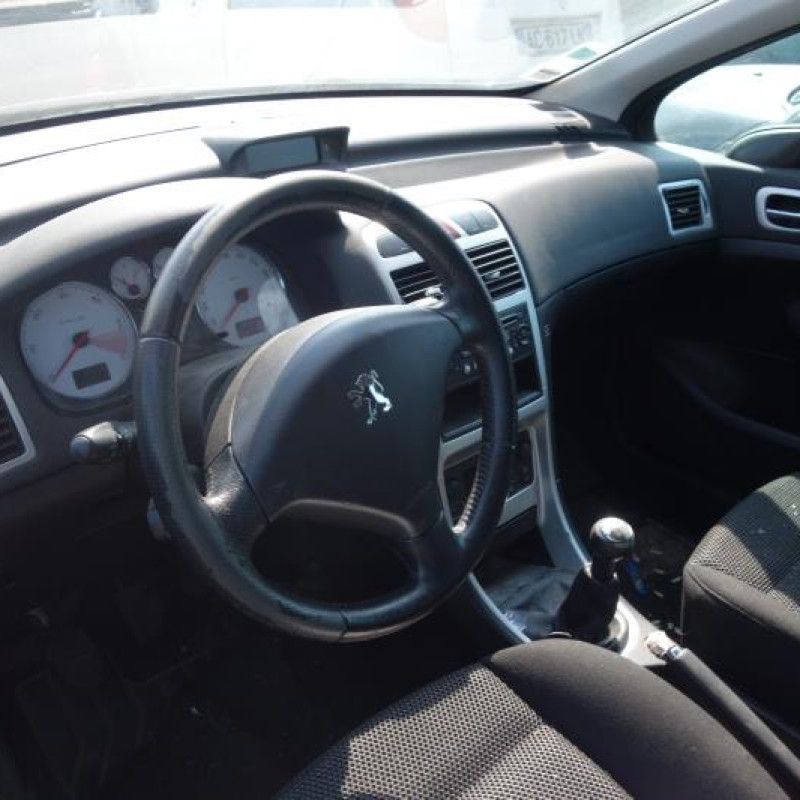 Ceinture arriere droit PEUGEOT 307 Photo n°8
