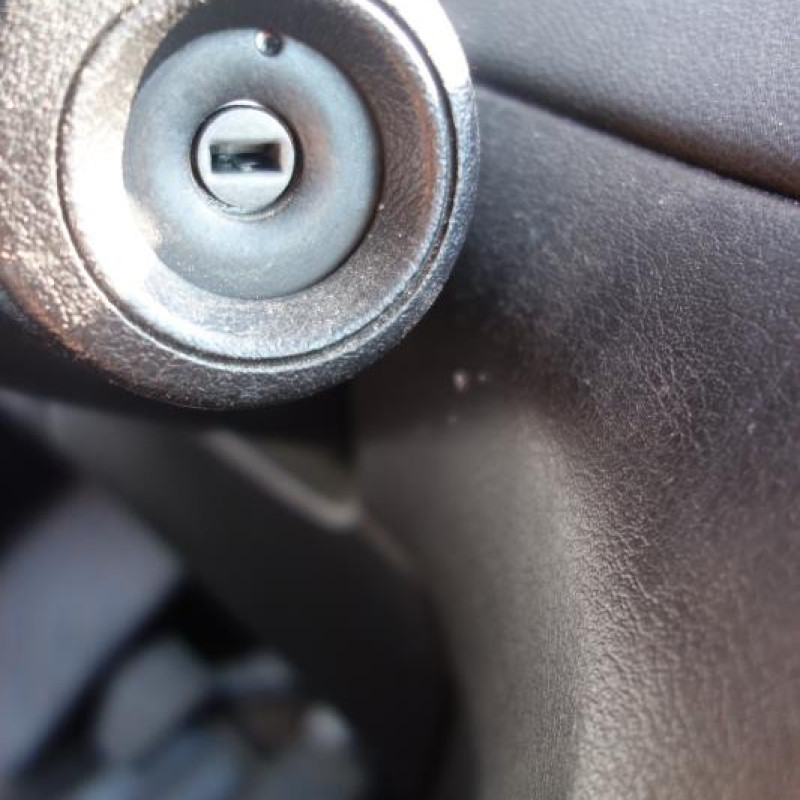 Ceinture arriere droit PEUGEOT 307 Photo n°12