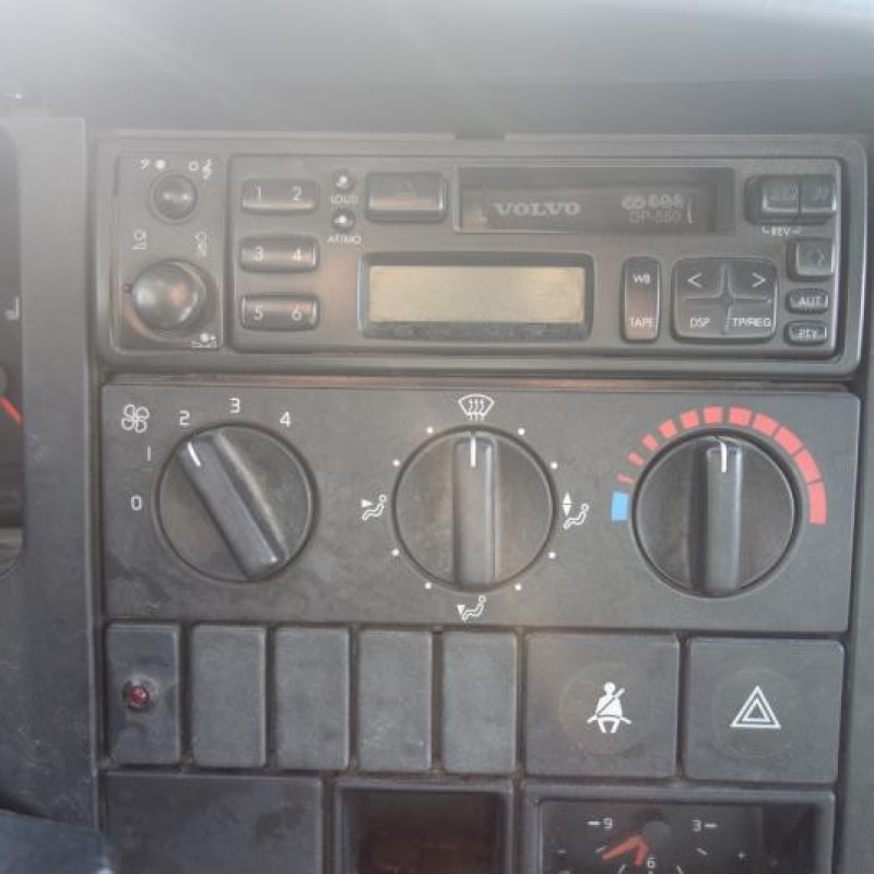 Porte avant gauche VOLVO 460 Photo n°8