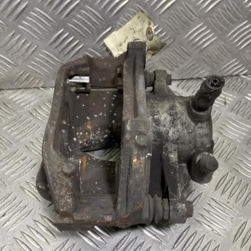 Etrier avant gauche (freinage) MERCEDES CLASSE E 211 Photo n°3