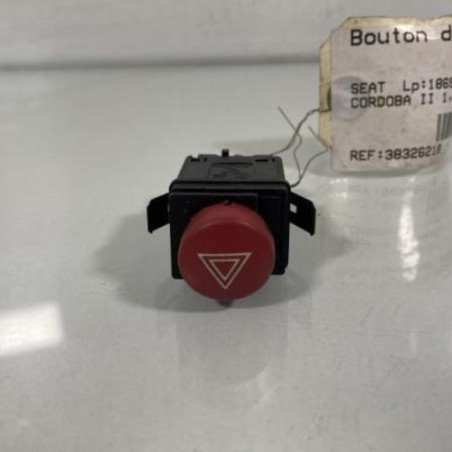 Bouton de warning SEAT CORDOBA 2 Photo n°1