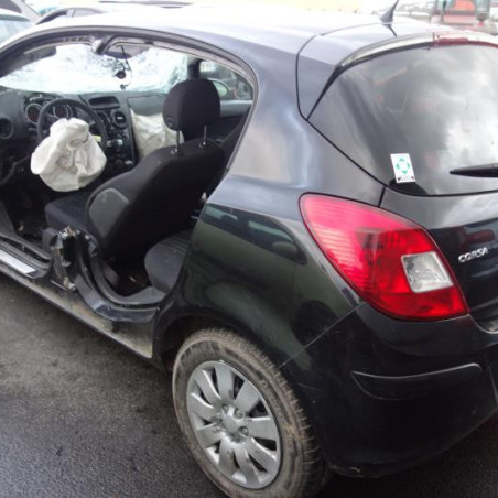 Vitre avant droit OPEL CORSA D