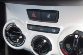 Leve vitre electrique avant gauche PEUGEOT 208 1