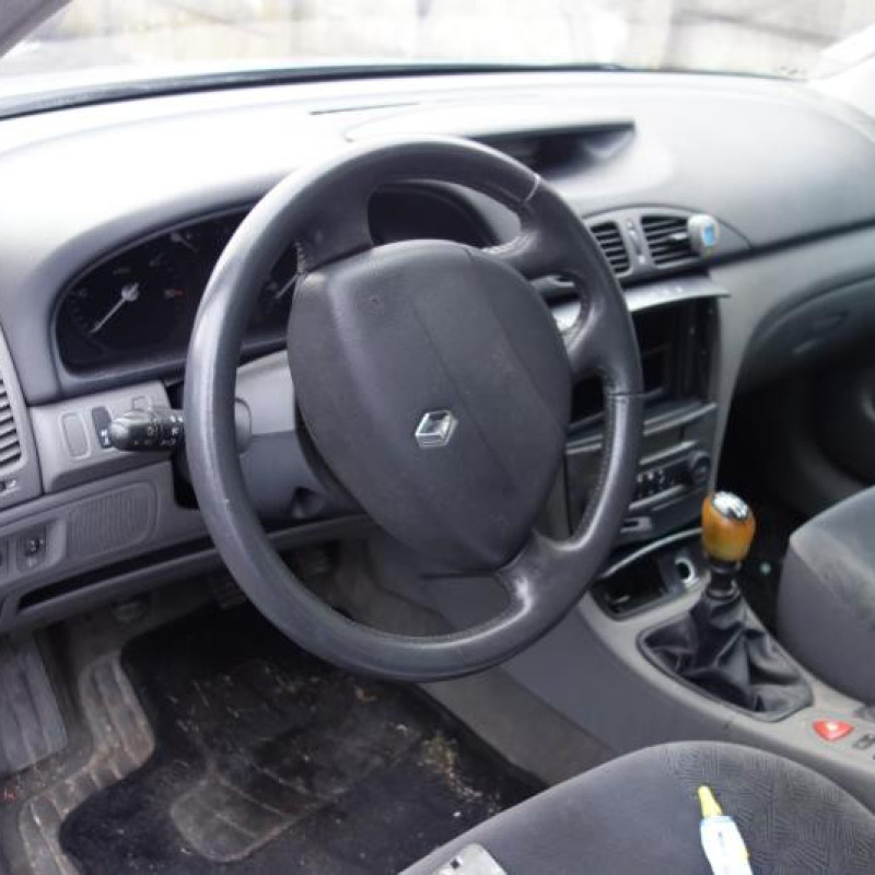 Malle/Hayon arriere RENAULT LAGUNA 2 Photo n°7