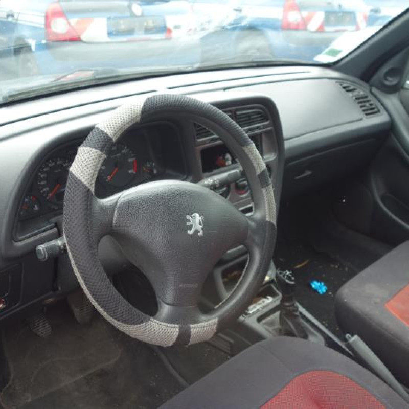 Porte avant droit PEUGEOT 306 Photo n°7