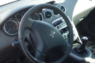 Charniere de capot PEUGEOT 308 1