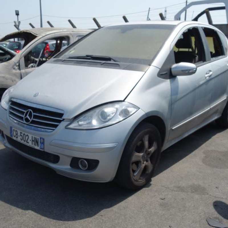Pretensionneur de ceinture avant gauche MERCEDES CLASSE A 169 Photo n°4