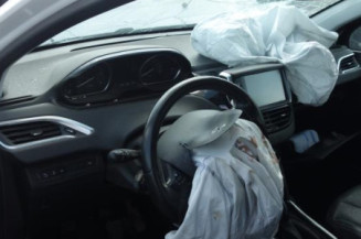 Autoradio d'origine PEUGEOT 2008 1