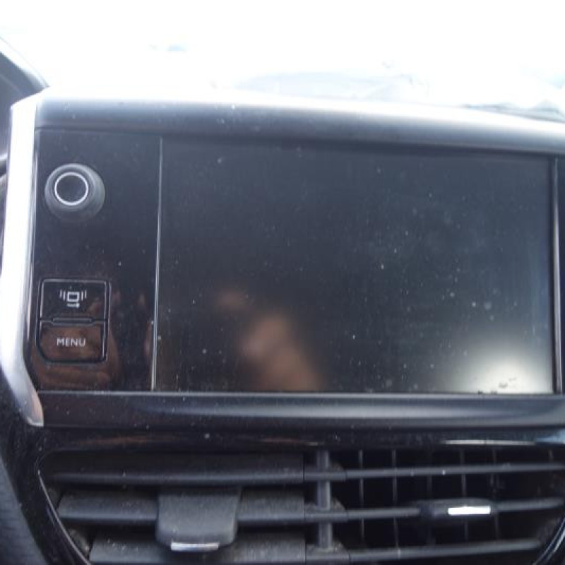 Autoradio d'origine PEUGEOT 2008 1 Photo n°10