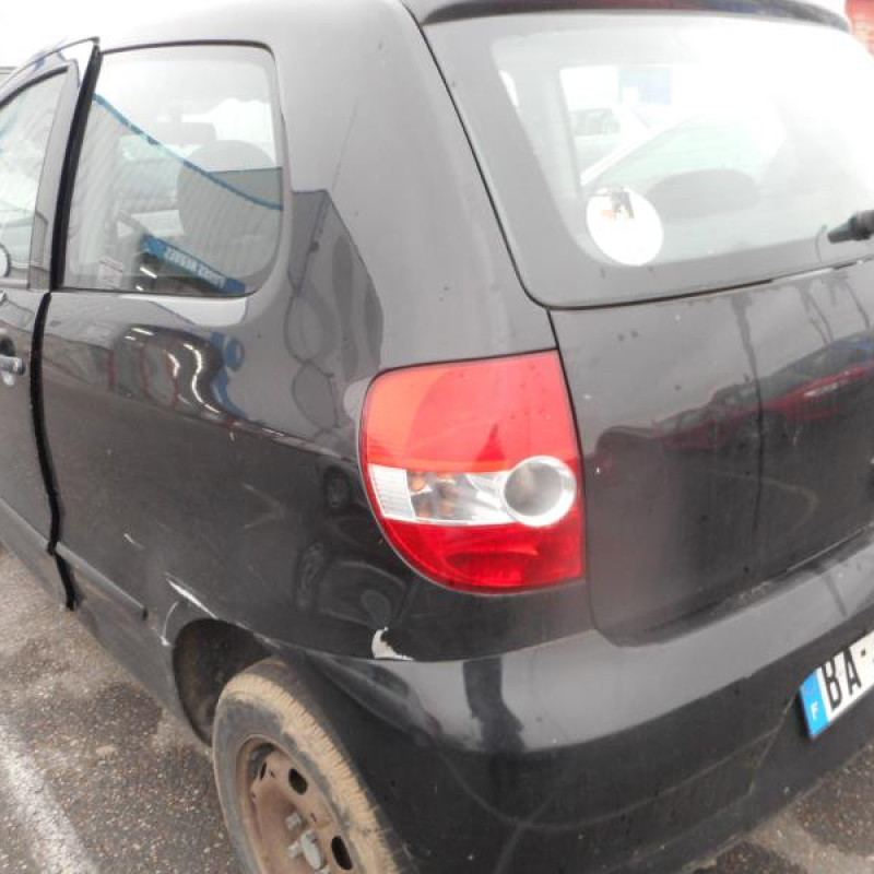 Bras essuie glace arriere VOLKSWAGEN FOX Photo n°5