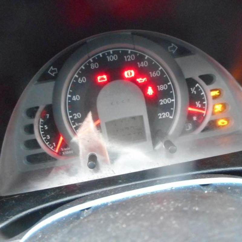 Bras essuie glace arriere VOLKSWAGEN FOX Photo n°8