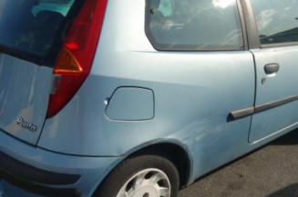 Feu arriere principal gauche (feux) FIAT PUNTO 2