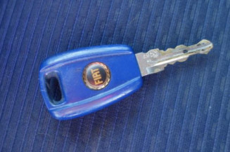 Feu arriere principal gauche (feux) FIAT PUNTO 2