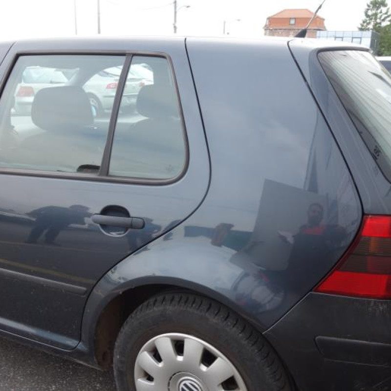 Boite de vitesses VOLKSWAGEN GOLF 4 Photo n°3