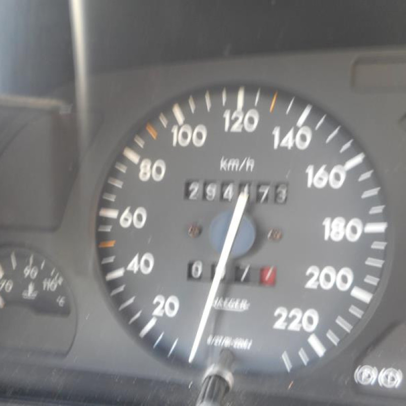Calandre PEUGEOT 306 Photo n°8