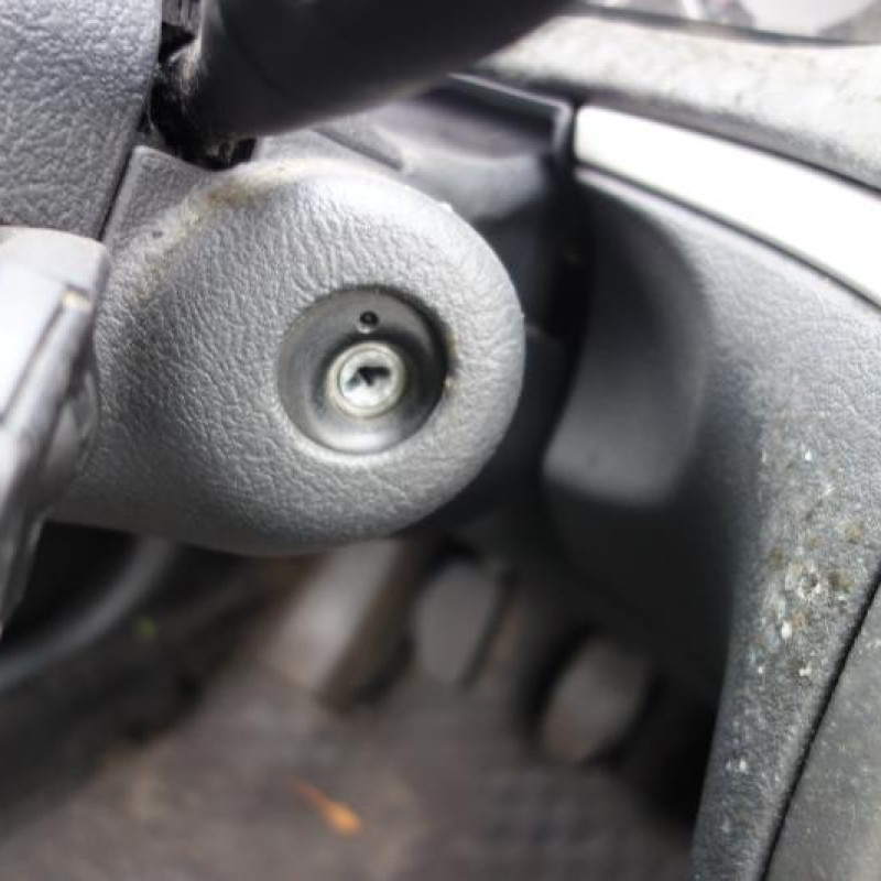 Renfort pare choc arriere (traverse) CITROEN C5 1 Photo n°8