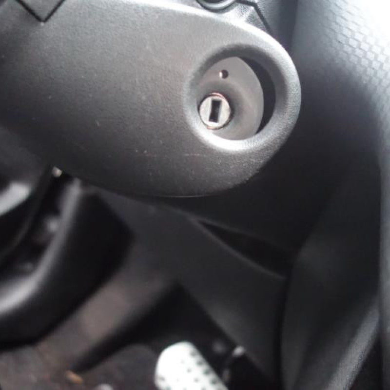 Compresseur clim PEUGEOT 208 1 Photo n°12