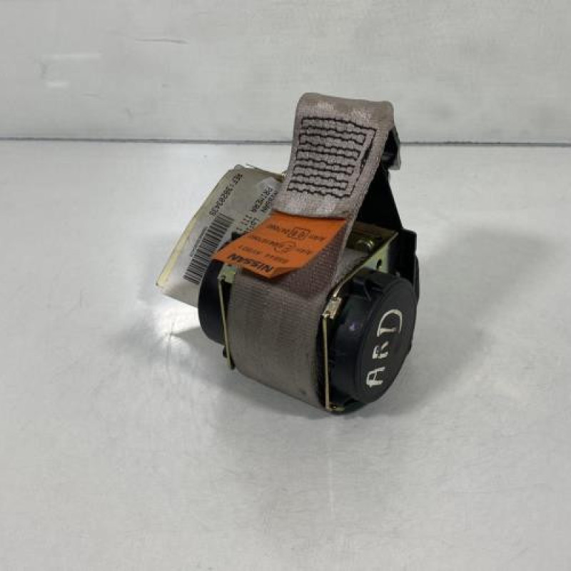 Ceinture arriere droit NISSAN PRIMERA 4 Photo n°2