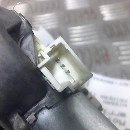 Moteur essuie glace arriere NISSAN PRIMERA 4
