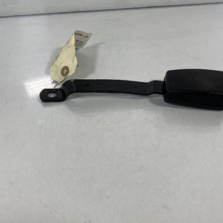 Attache ceinture avant gauche VOLKSWAGEN POLO 4
