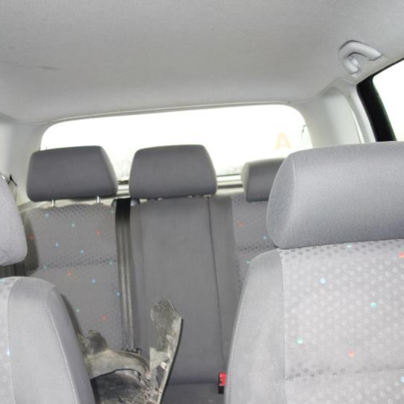 Attache ceinture avant gauche VOLKSWAGEN POLO 4 Photo n°10