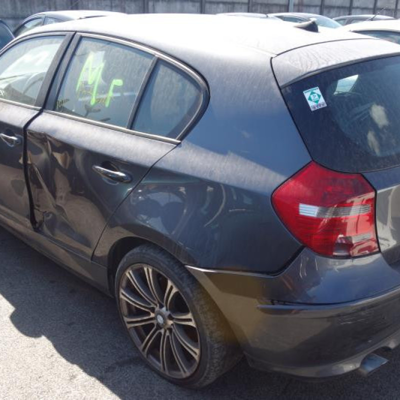 Pretensionneur de ceinture avant droit BMW SERIE 1 E87 Photo n°8
