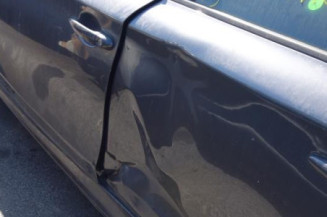 Pretensionneur de ceinture avant droit BMW SERIE 1 E87