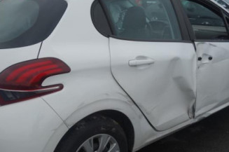 Serrure arriere gauche PEUGEOT 208 1