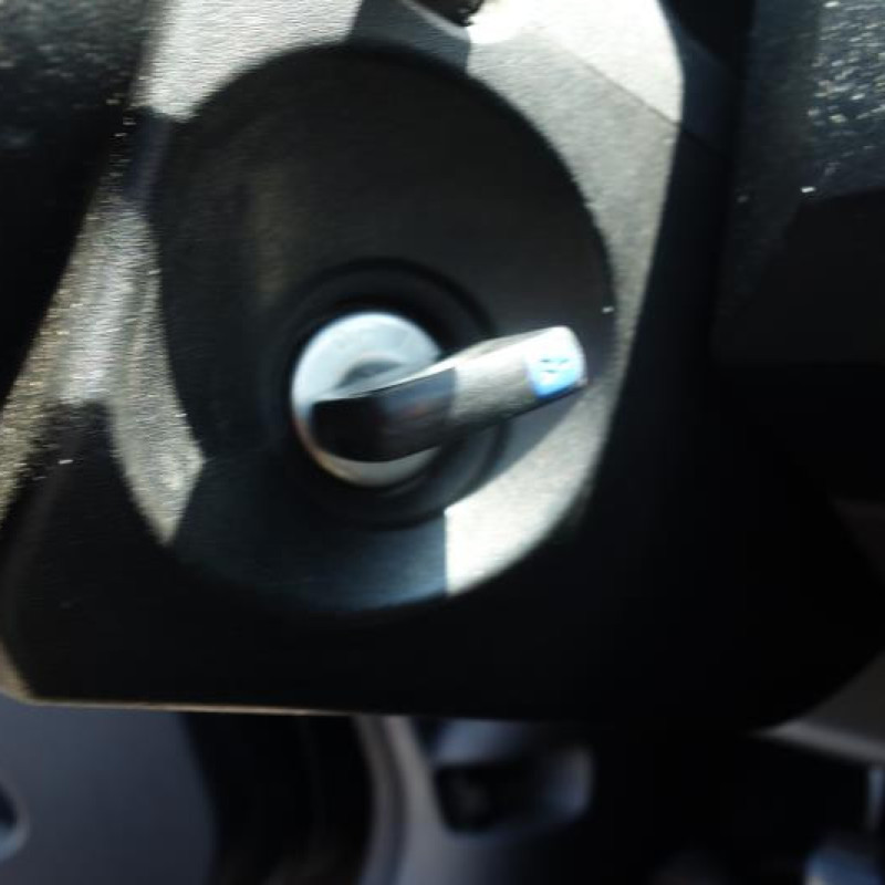 Compresseur clim FORD FIESTA 5 Photo n°11