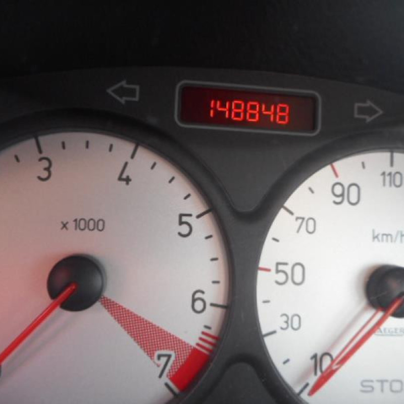 Boitier servitude moteur (BSM) PEUGEOT 206 Photo n°10